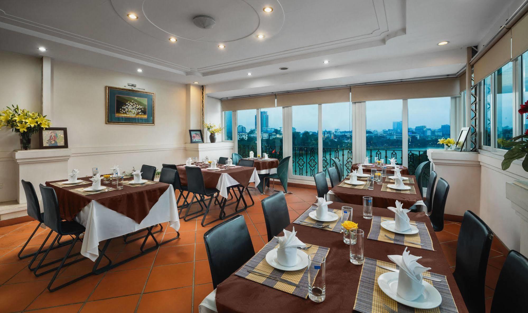 Lakeside Palace Hotel Hanoi Kültér fotó